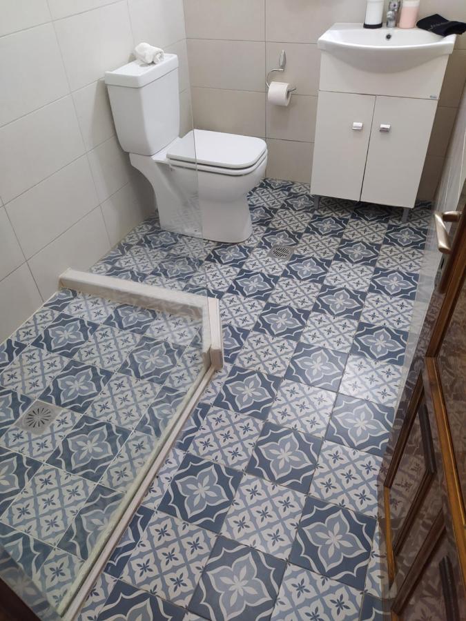 Stayatlenas Никити Екстериор снимка
